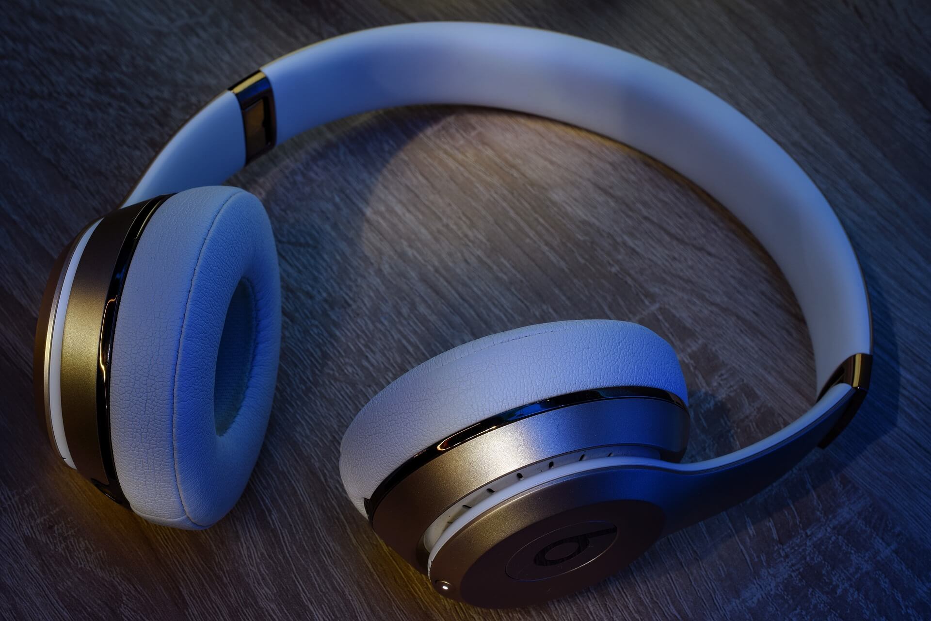 Beats Solo 3 Headphones Design